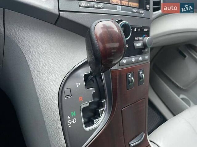 Серый Тойота Венза, объемом двигателя 2.67 л и пробегом 273 тыс. км за 14490 $, фото 35 на Automoto.ua