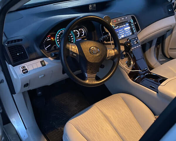 Серый Тойота Венза, объемом двигателя 2.7 л и пробегом 220 тыс. км за 14000 $, фото 8 на Automoto.ua