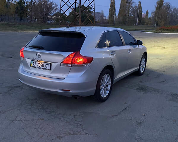 Серый Тойота Венза, объемом двигателя 2.7 л и пробегом 220 тыс. км за 14000 $, фото 4 на Automoto.ua