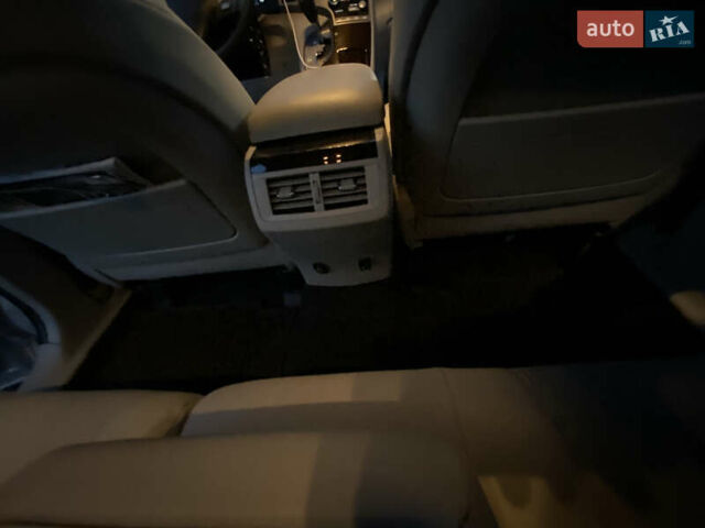 Серый Тойота Венза, объемом двигателя 2.7 л и пробегом 220 тыс. км за 14000 $, фото 16 на Automoto.ua