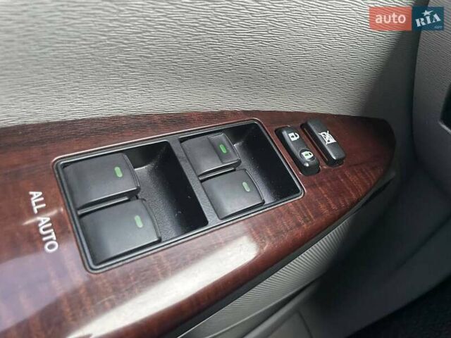 Серый Тойота Венза, объемом двигателя 2.67 л и пробегом 273 тыс. км за 14490 $, фото 17 на Automoto.ua
