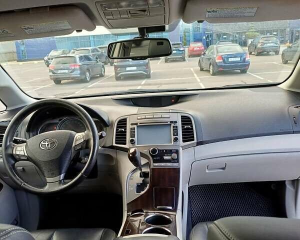 Серый Тойота Венза, объемом двигателя 2.7 л и пробегом 200 тыс. км за 13000 $, фото 16 на Automoto.ua