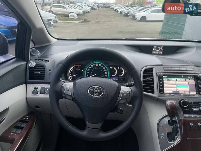 Серый Тойота Венза, объемом двигателя 2.67 л и пробегом 273 тыс. км за 14490 $, фото 13 на Automoto.ua