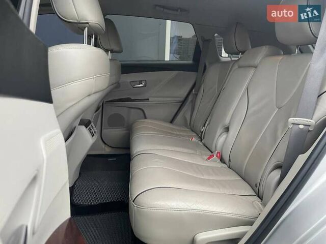 Серый Тойота Венза, объемом двигателя 2.67 л и пробегом 273 тыс. км за 14490 $, фото 9 на Automoto.ua