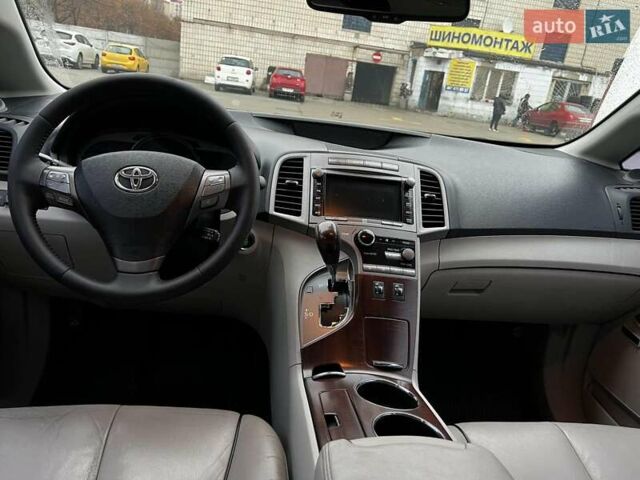 Серый Тойота Венза, объемом двигателя 2.67 л и пробегом 273 тыс. км за 13500 $, фото 13 на Automoto.ua