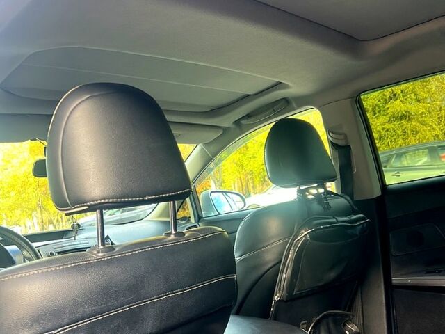 Серый Тойота Венза, объемом двигателя 2.7 л и пробегом 194 тыс. км за 17500 $, фото 8 на Automoto.ua