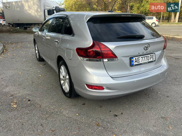 Серый Тойота Венза, объемом двигателя 2.7 л и пробегом 194 тыс. км за 17500 $, фото 5 на Automoto.ua