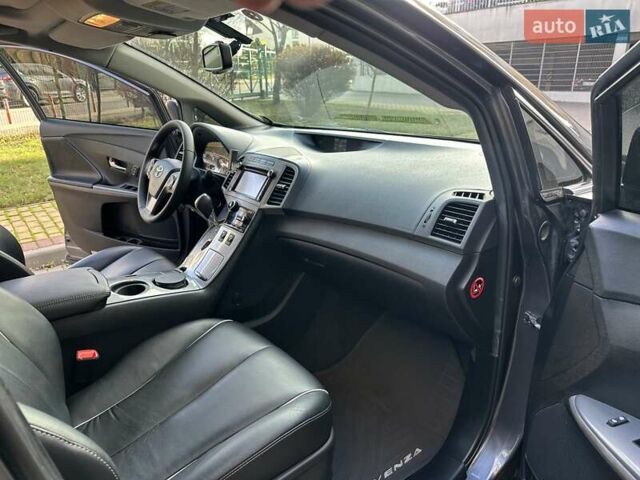 Серый Тойота Венза, объемом двигателя 2.7 л и пробегом 35 тыс. км за 20700 $, фото 35 на Automoto.ua