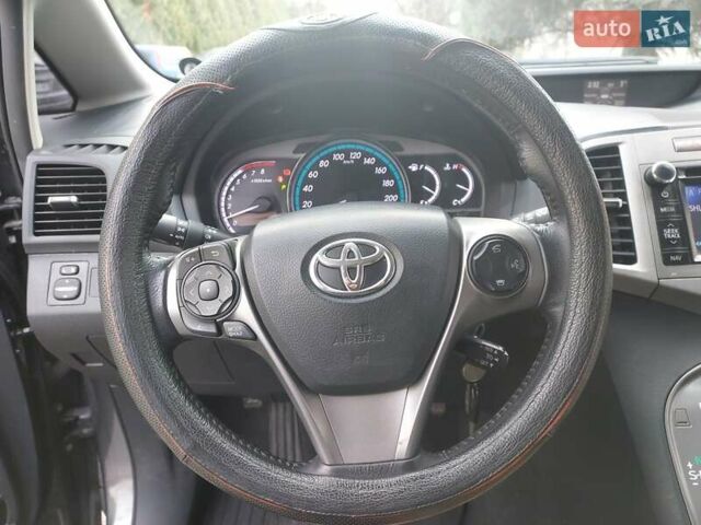 Серый Тойота Венза, объемом двигателя 2.67 л и пробегом 35 тыс. км за 21000 $, фото 7 на Automoto.ua