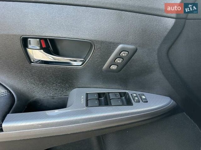 Серый Тойота Венза, объемом двигателя 2.7 л и пробегом 35 тыс. км за 20700 $, фото 49 на Automoto.ua