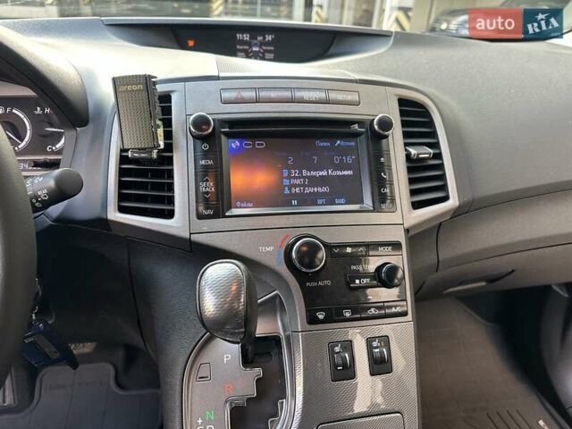 Серый Тойота Венза, объемом двигателя 2.7 л и пробегом 35 тыс. км за 20700 $, фото 43 на Automoto.ua