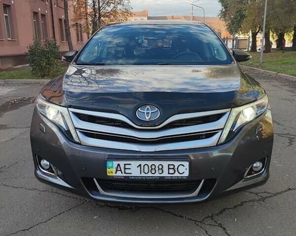 Сірий Тойота Венза, об'ємом двигуна 2.7 л та пробігом 173 тис. км за 16400 $, фото 1 на Automoto.ua