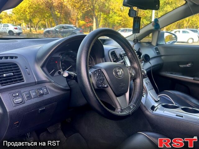 Серый Тойота Венза, объемом двигателя 2.7 л и пробегом 194 тыс. км за 17500 $, фото 6 на Automoto.ua