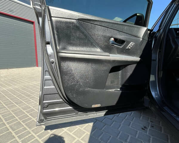 Сірий Тойота Венза, об'ємом двигуна 2.7 л та пробігом 164 тис. км за 17500 $, фото 10 на Automoto.ua