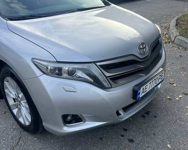 Серый Тойота Венза, объемом двигателя 2.7 л и пробегом 194 тыс. км за 17500 $, фото 2 на Automoto.ua