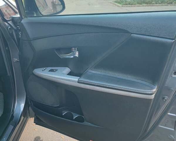 Сірий Тойота Венза, об'ємом двигуна 2.7 л та пробігом 173 тис. км за 16400 $, фото 13 на Automoto.ua