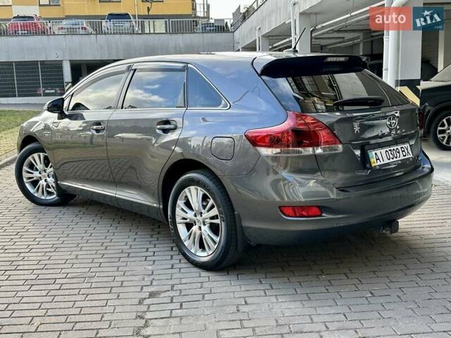 Серый Тойота Венза, объемом двигателя 2.7 л и пробегом 35 тыс. км за 20700 $, фото 3 на Automoto.ua