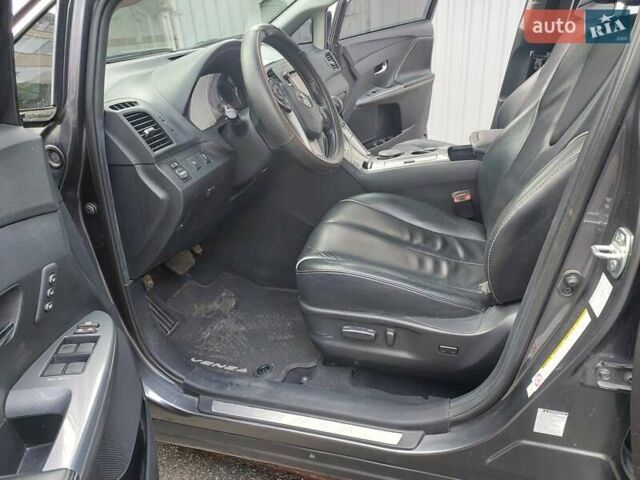 Серый Тойота Венза, объемом двигателя 2.67 л и пробегом 35 тыс. км за 21000 $, фото 5 на Automoto.ua