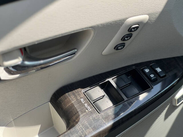 Сірий Тойота Венза, об'ємом двигуна 2.7 л та пробігом 135 тис. км за 16500 $, фото 7 на Automoto.ua