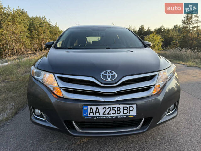 Сірий Тойота Венза, об'ємом двигуна 2.67 л та пробігом 225 тис. км за 17000 $, фото 4 на Automoto.ua
