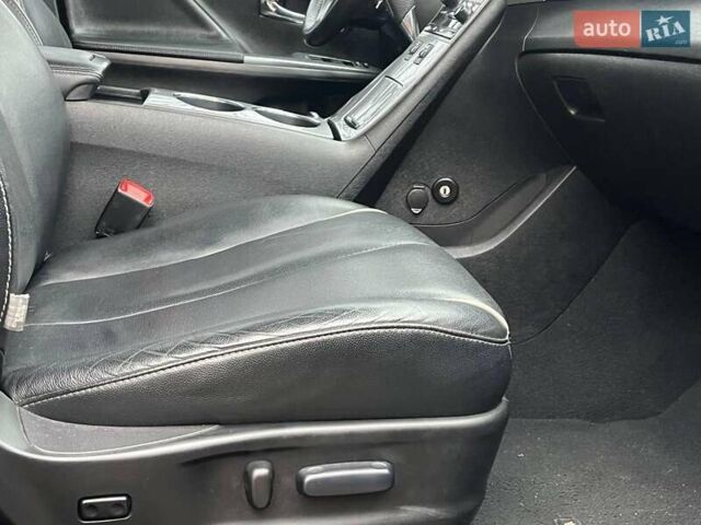 Сірий Тойота Венза, об'ємом двигуна 2.7 л та пробігом 250 тис. км за 16790 $, фото 10 на Automoto.ua