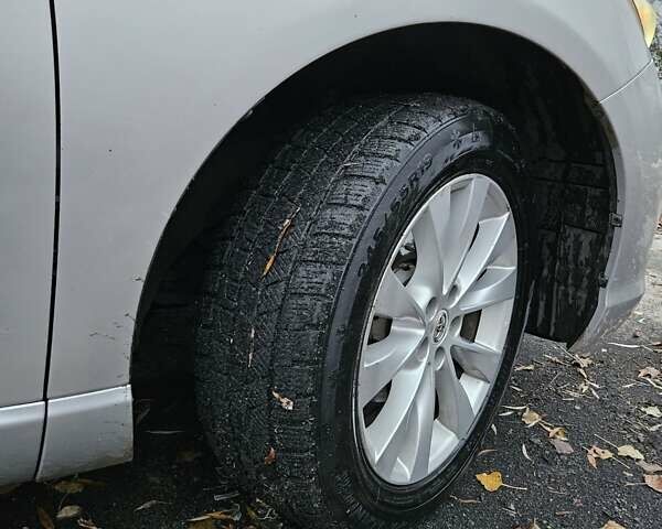 Сірий Тойота Венза, об'ємом двигуна 2.67 л та пробігом 323 тис. км за 14000 $, фото 3 на Automoto.ua