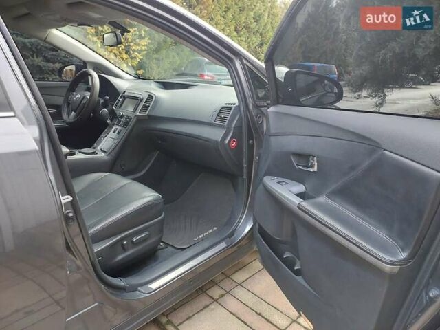 Серый Тойота Венза, объемом двигателя 2.67 л и пробегом 35 тыс. км за 21000 $, фото 18 на Automoto.ua