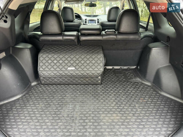 Серый Тойота Венза, объемом двигателя 2.67 л и пробегом 280 тыс. км за 15800 $, фото 13 на Automoto.ua