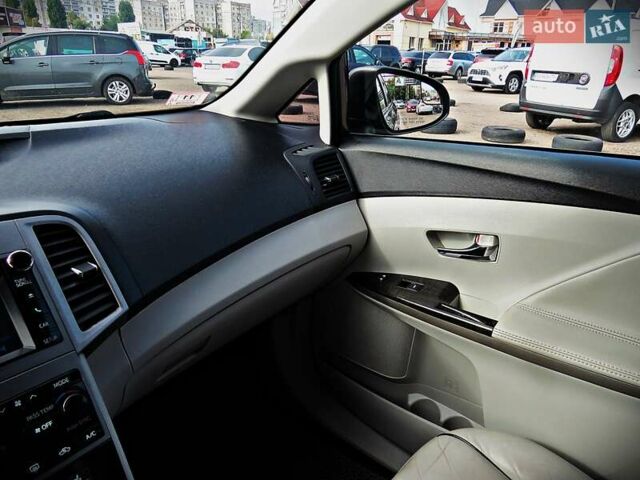 Серый Тойота Венза, объемом двигателя 2.7 л и пробегом 208 тыс. км за 15800 $, фото 13 на Automoto.ua