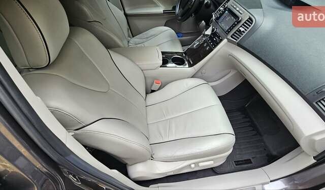 Сірий Тойота Венза, об'ємом двигуна 2.67 л та пробігом 201 тис. км за 19300 $, фото 16 на Automoto.ua