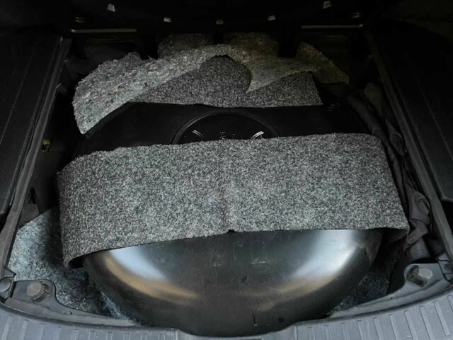 Серый Тойота Венза, объемом двигателя 2.7 л и пробегом 168 тыс. км за 14999 $, фото 21 на Automoto.ua