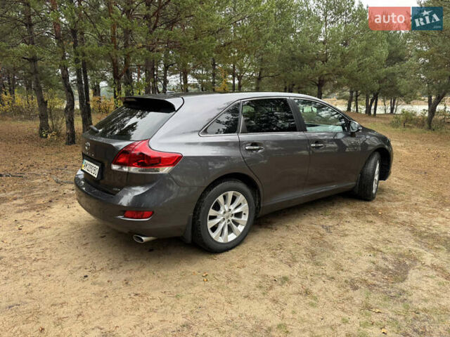 Серый Тойота Венза, объемом двигателя 2.67 л и пробегом 280 тыс. км за 15800 $, фото 1 на Automoto.ua