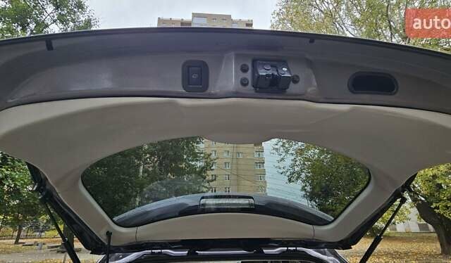 Сірий Тойота Венза, об'ємом двигуна 2.67 л та пробігом 201 тис. км за 19300 $, фото 4 на Automoto.ua