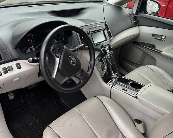 Серый Тойота Венза, объемом двигателя 2.67 л и пробегом 157 тыс. км за 16500 $, фото 11 на Automoto.ua