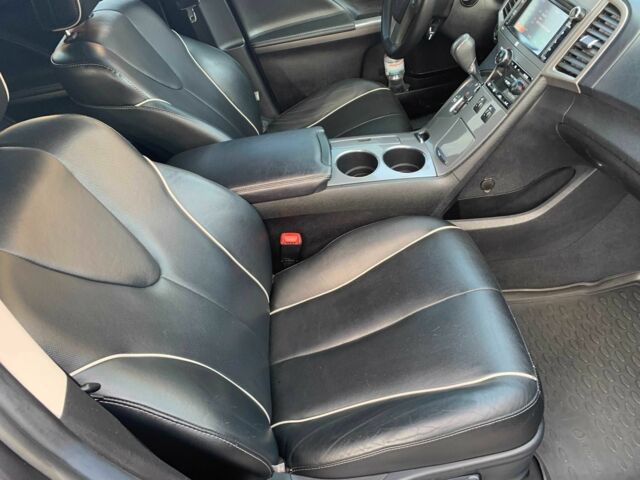 Серый Тойота Венза, объемом двигателя 2.7 л и пробегом 168 тыс. км за 14999 $, фото 9 на Automoto.ua