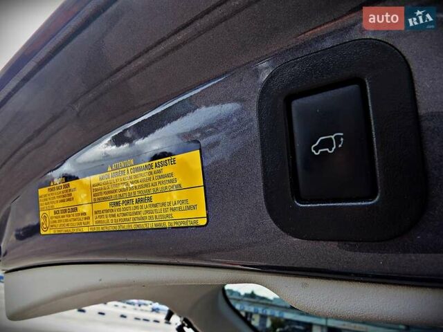 Серый Тойота Венза, объемом двигателя 2.7 л и пробегом 208 тыс. км за 15800 $, фото 18 на Automoto.ua