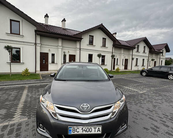 Серый Тойота Венза, объемом двигателя 2.67 л и пробегом 190 тыс. км за 17000 $, фото 2 на Automoto.ua