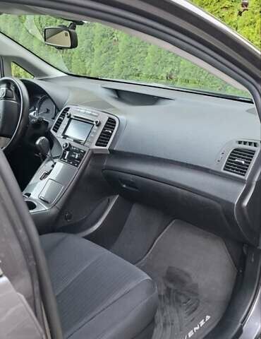 Тойота Венза 2015 в Одессе на Automoto.ua Серый Тойота Венза, объемом двигателя 2.7 л и пробегом 152 тыс. км за 14500 $, фото 27 на Automoto.ua