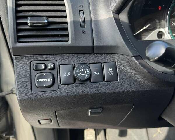 Серый Тойота Венза, объемом двигателя 2.7 л и пробегом 63 тыс. км за 18999 $, фото 8 на Automoto.ua