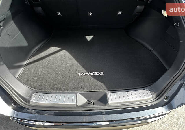 Серый Тойота Венза, объемом двигателя 2.49 л и пробегом 84 тыс. км за 35000 $, фото 37 на Automoto.ua