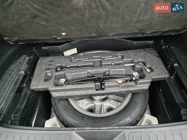 Сірий Тойота Венза, об'ємом двигуна 2.49 л та пробігом 75 тис. км за 27900 $, фото 10 на Automoto.ua