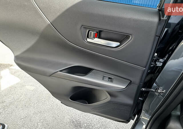 Серый Тойота Венза, объемом двигателя 2.49 л и пробегом 84 тыс. км за 35000 $, фото 36 на Automoto.ua