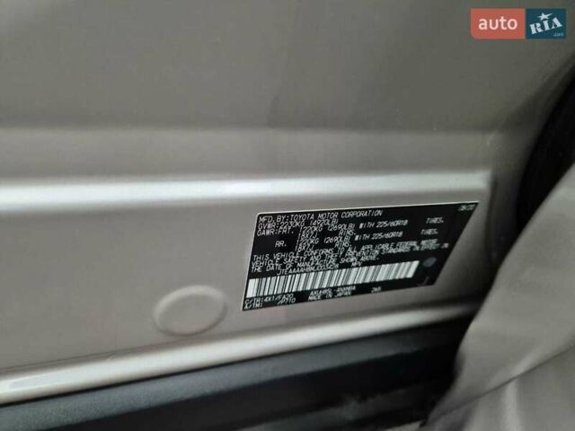 Сірий Тойота Венза, об'ємом двигуна 2.49 л та пробігом 75 тис. км за 27900 $, фото 19 на Automoto.ua