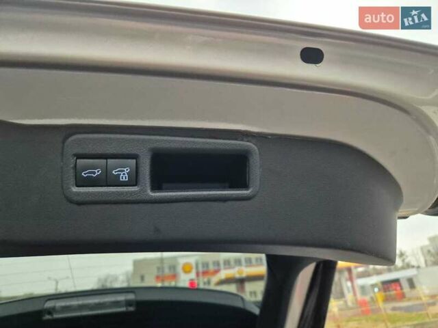Сірий Тойота Венза, об'ємом двигуна 2.49 л та пробігом 75 тис. км за 27900 $, фото 13 на Automoto.ua