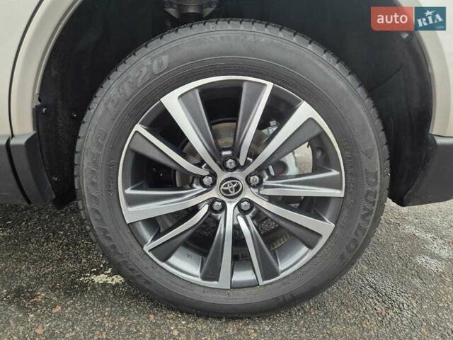 Сірий Тойота Венза, об'ємом двигуна 2.49 л та пробігом 75 тис. км за 27900 $, фото 29 на Automoto.ua