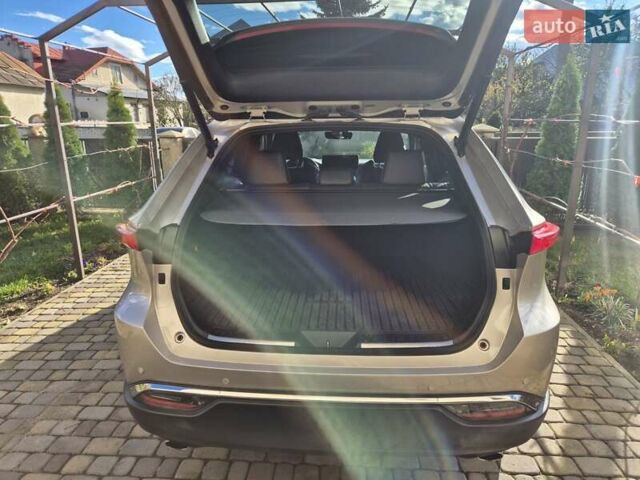 Серый Тойота Венза, объемом двигателя 2.49 л и пробегом 86 тыс. км за 38900 $, фото 3 на Automoto.ua