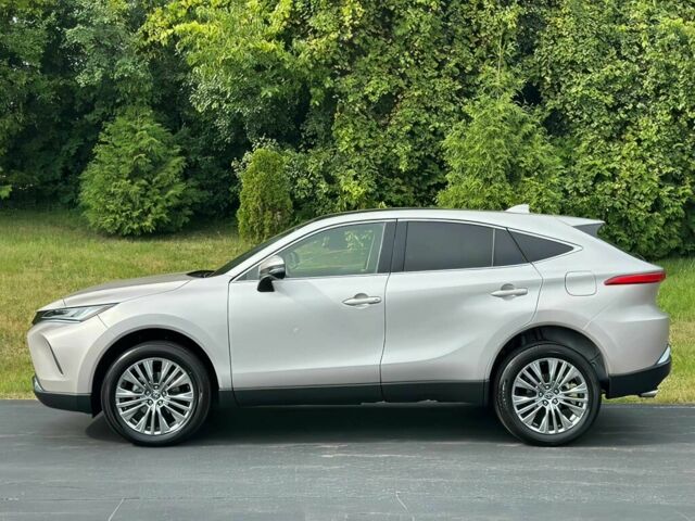 Серый Тойота Венза, объемом двигателя 2.5 л и пробегом 14 тыс. км за 13500 $, фото 3 на Automoto.ua