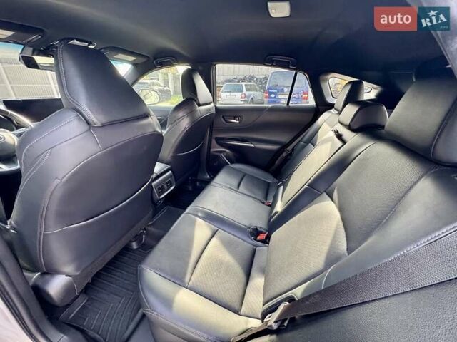 Серый Тойота Венза, объемом двигателя 2.49 л и пробегом 120 тыс. км за 30500 $, фото 14 на Automoto.ua