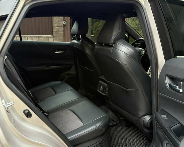 Серый Тойота Венза, объемом двигателя 2.49 л и пробегом 138 тыс. км за 32000 $, фото 21 на Automoto.ua