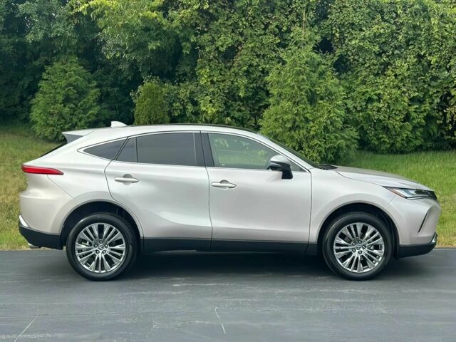 Серый Тойота Венза, объемом двигателя 2.5 л и пробегом 14 тыс. км за 13500 $, фото 7 на Automoto.ua